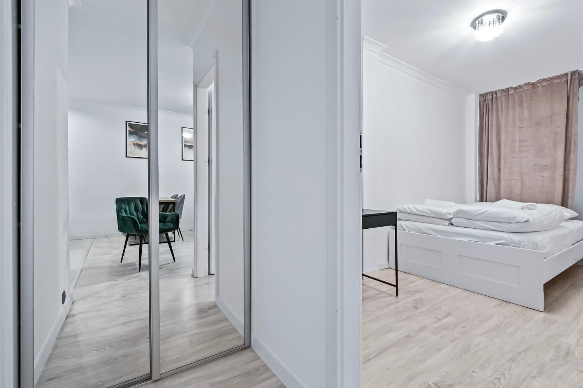 Rentplanet - Apartament Muranow Варшава Екстериор снимка