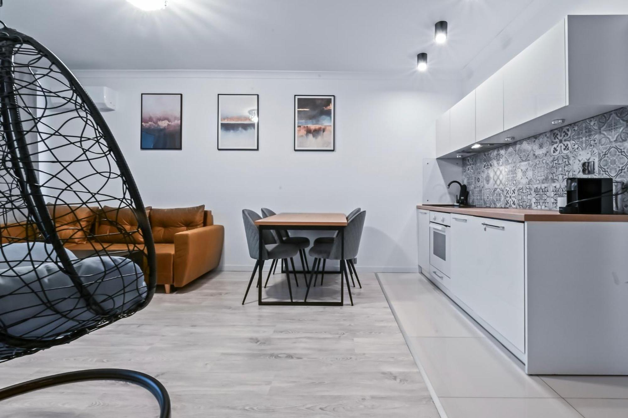 Rentplanet - Apartament Muranow Варшава Екстериор снимка